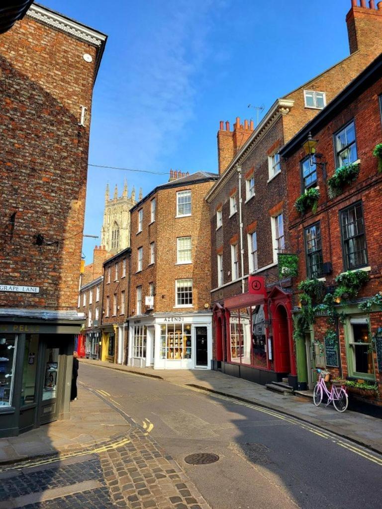 50A Low Petergate Йорк Екстериор снимка